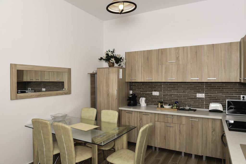 Central Park Apartments Cluj Napoca Bagian luar foto
